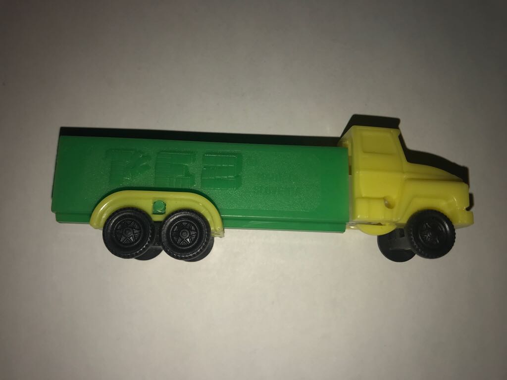 Style #1 - Trucks pez collectible - Main Image 2
