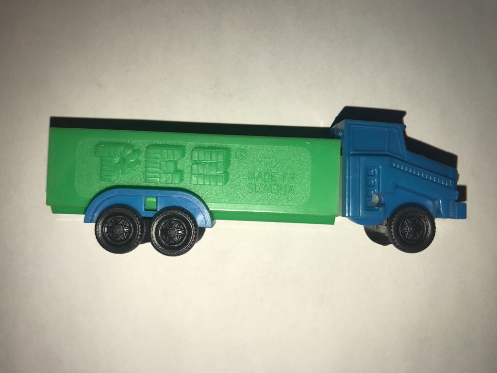 Style #2 - Trucks pez collectible - Main Image 2
