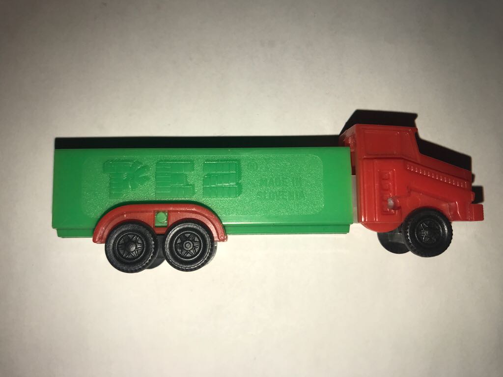 Style #2 - Trucks pez collectible - Main Image 2