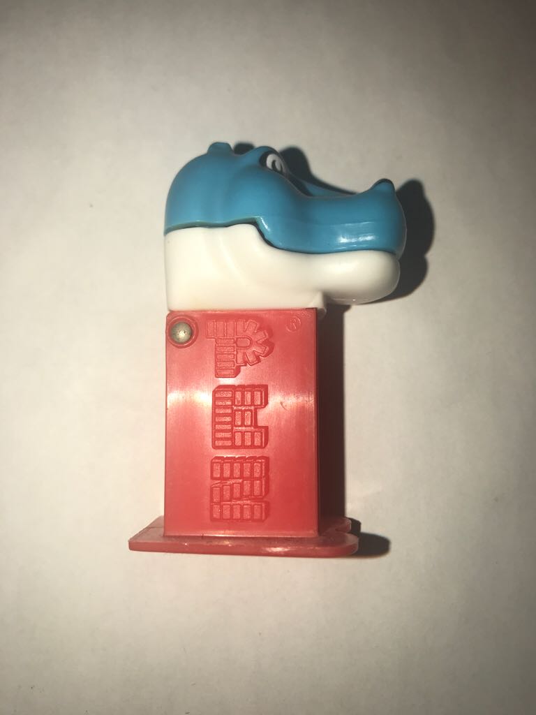 Hippo - ⍰ Party Favors pez collectible - Main Image 2