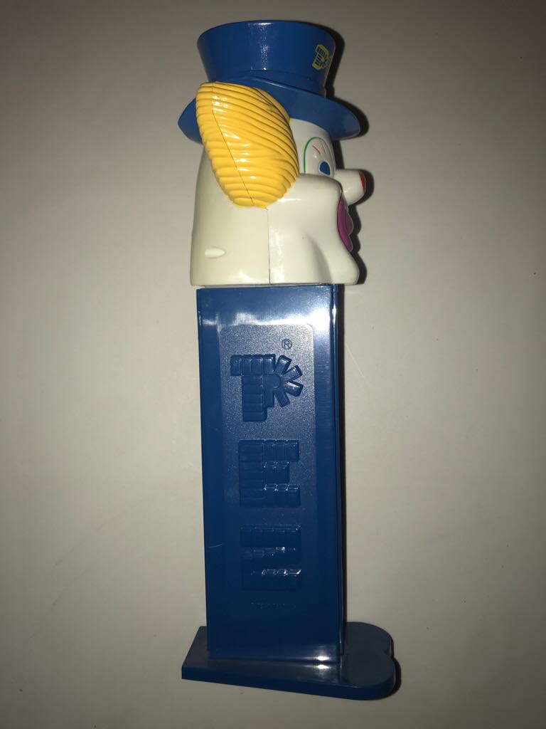 Peter Pez - ⍰ Giant pez collectible - Main Image 2