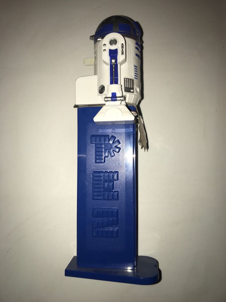 R2-D2 - Giant Pez pez collectible - Main Image 2