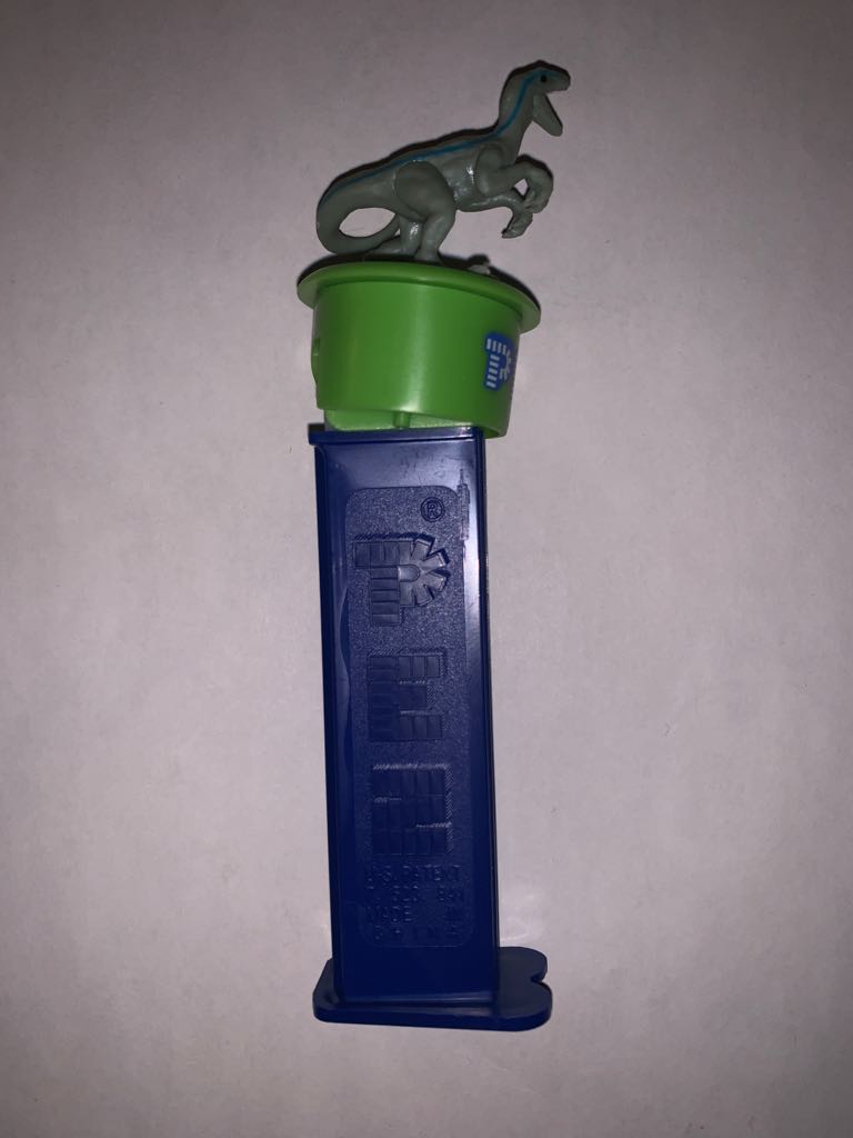 Blue the Raptor - Jurassic World pez collectible - Main Image 2