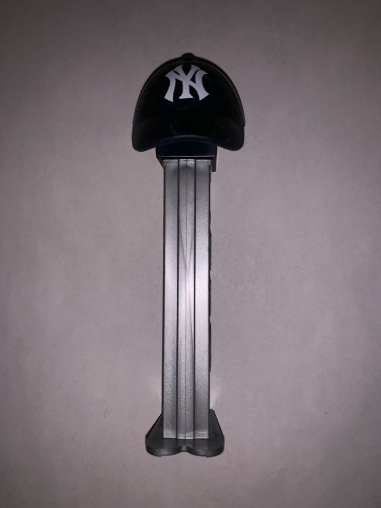 Sonic The Hedgehog - Knuckles - Crystal