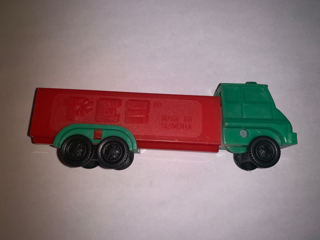 Style #3 - Trucks pez collectible - Main Image 2