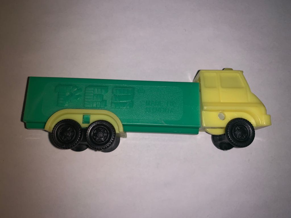 Style #3 - Trucks pez collectible - Main Image 2