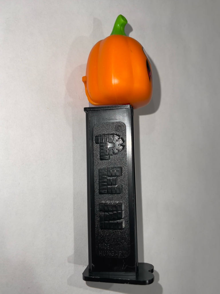 Scary Pumpkin - Holidays - Halloween pez collectible - Main Image 2