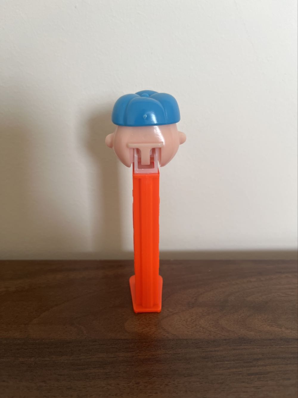 Peanuts Charlie Brown - Peanuts Gang pez collectible - Main Image 2