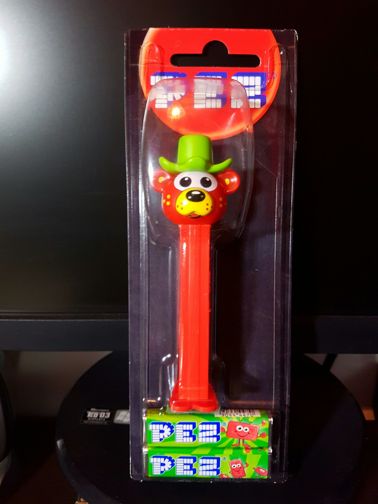 Karlchen  pez collectible - Main Image 1