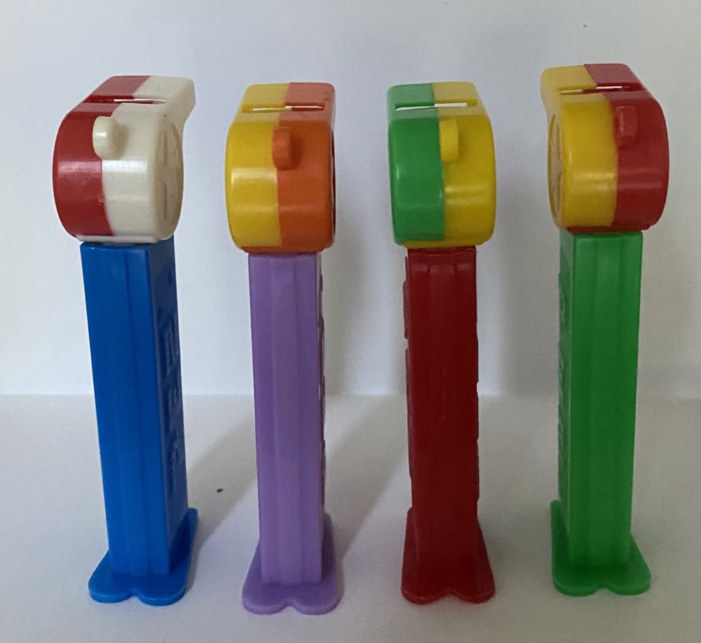 Coach Whistles - L Yellow & R Red  pez collectible - Main Image 2
