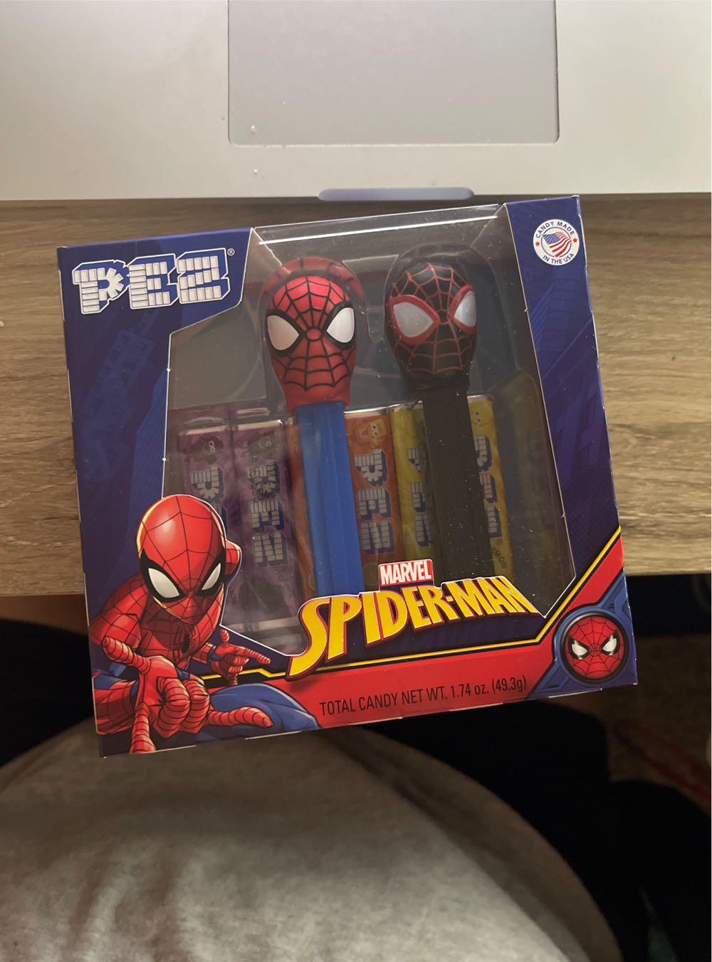 Marvel Spider-Man - Spider-Man & Miles Gift Set OLS - Marvel pez collectible [Barcode 073621012615] - Main Image 2