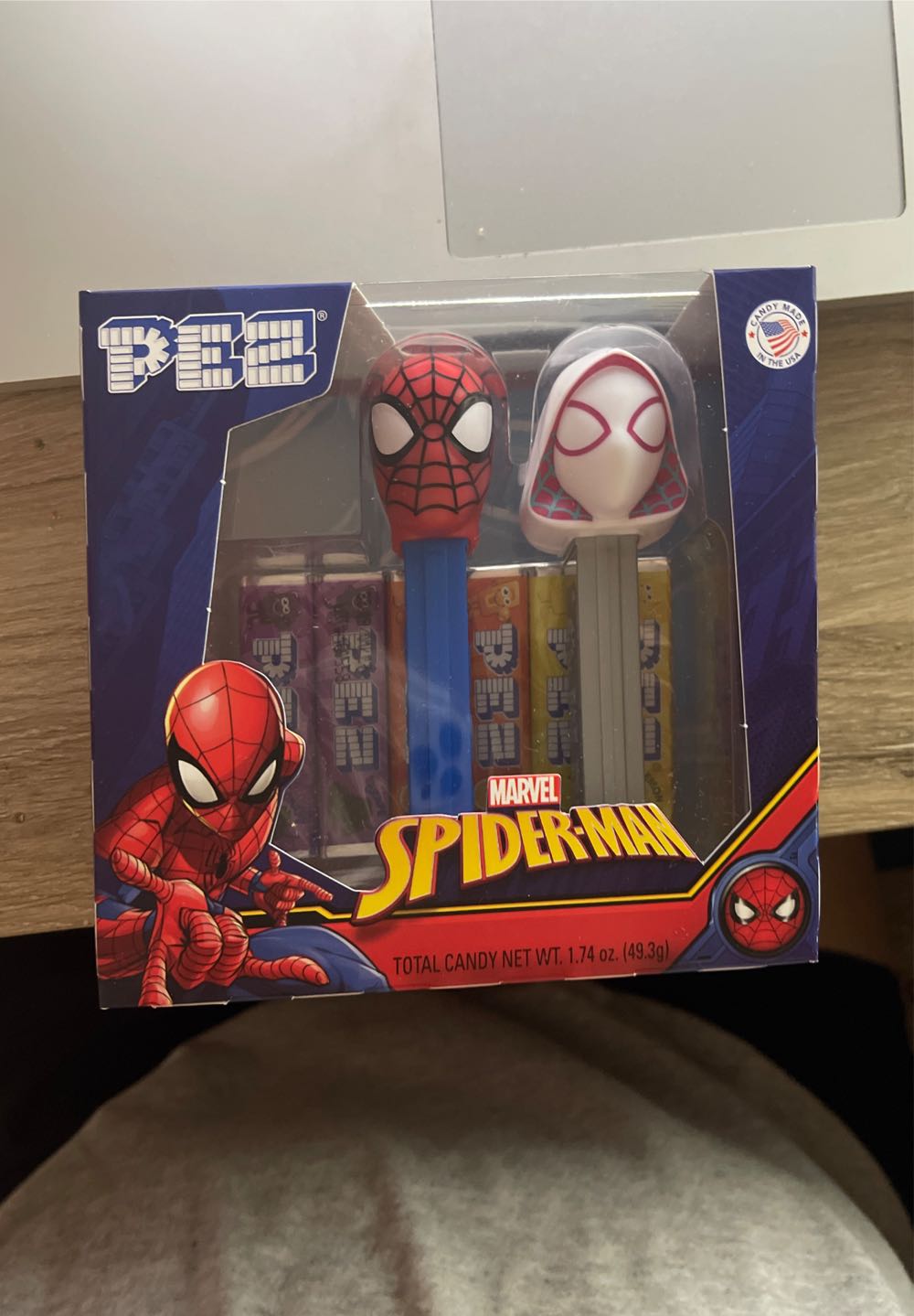 Spider-Man & Ghost-Spider - Twin Pack - Marvel pez collectible [Barcode 073621012615] - Main Image 2