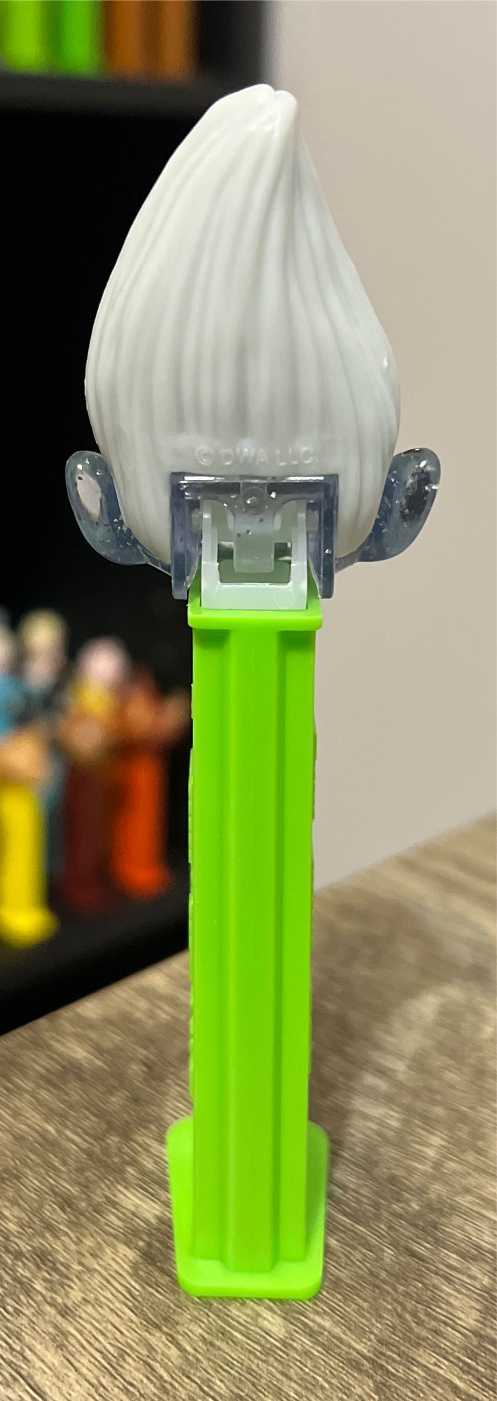 Guy Diamond - Trolls pez collectible - Main Image 3
