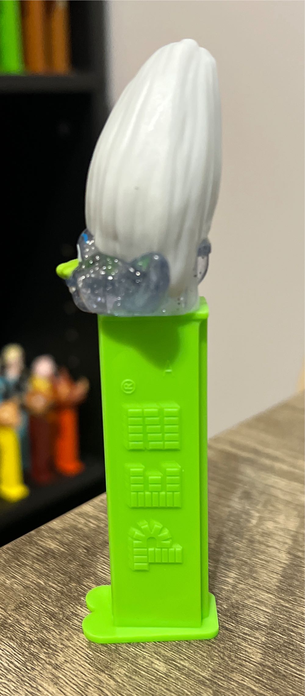 Guy Diamond - Trolls pez collectible - Main Image 4