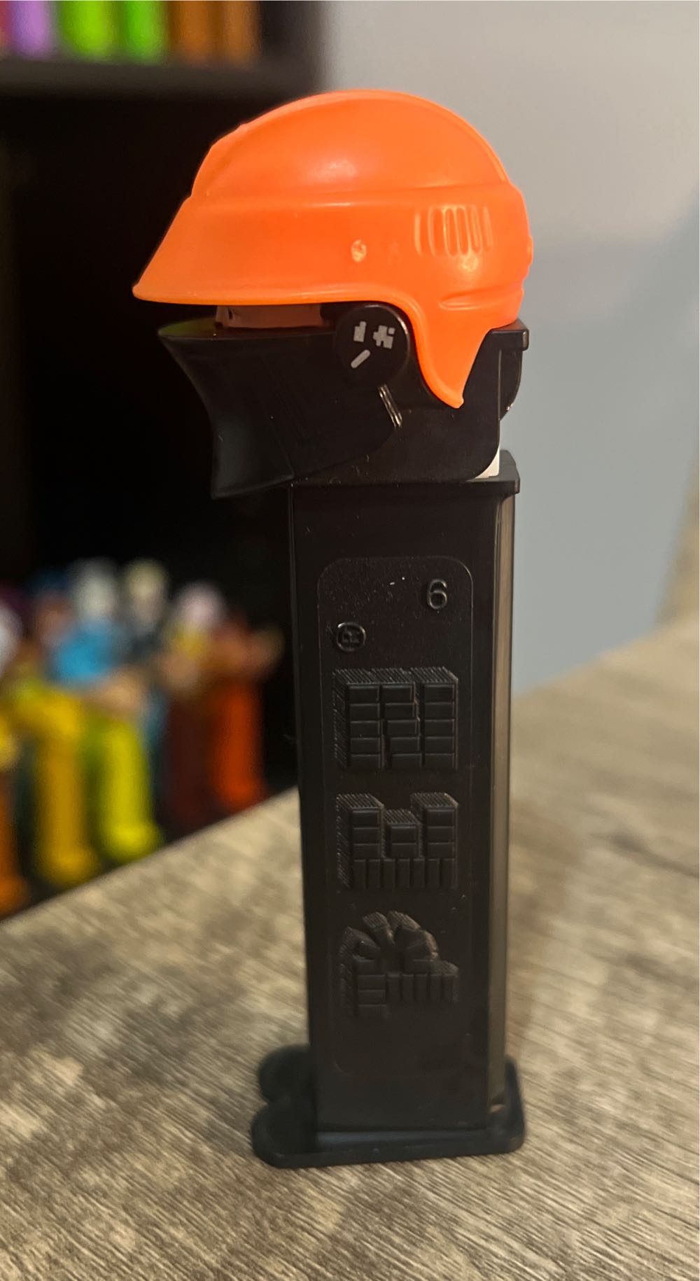 Fennec Shand - Star Wars pez collectible - Main Image 4