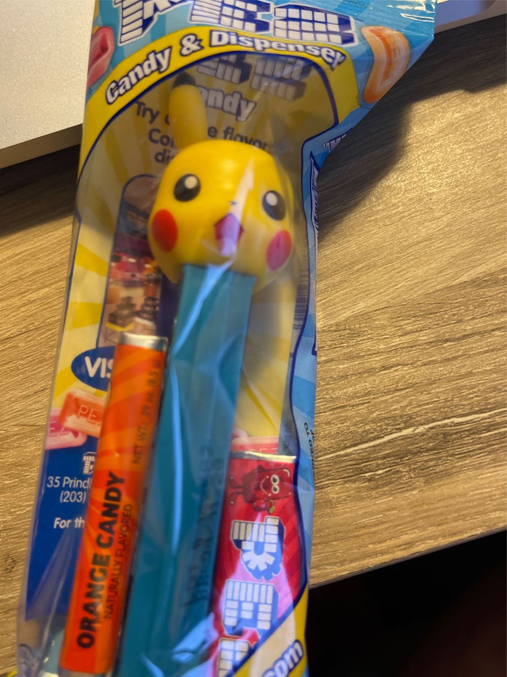 Pokemon - Pikachu Laughing - Pokemon pez collectible - Main Image 2