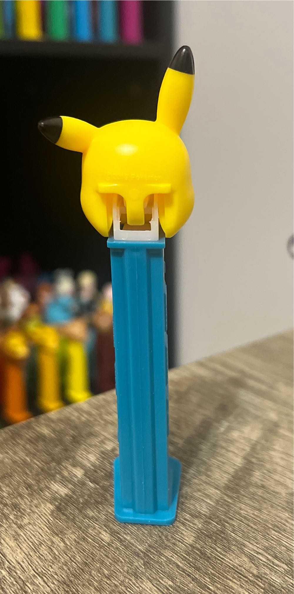 Pokemon - Pikachu Laughing - Pokemon pez collectible - Main Image 3