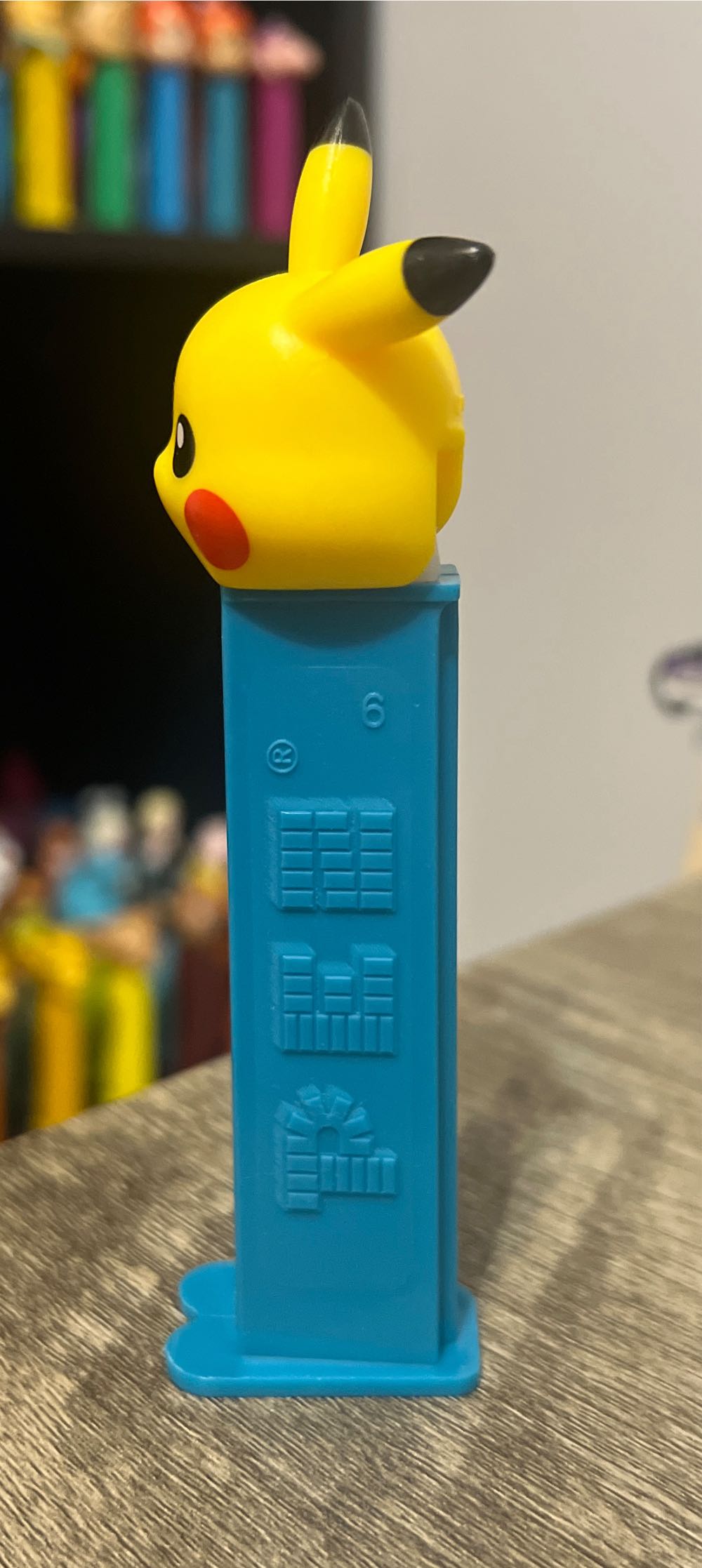 Pokemon - Pikachu Laughing - Pokemon pez collectible - Main Image 4