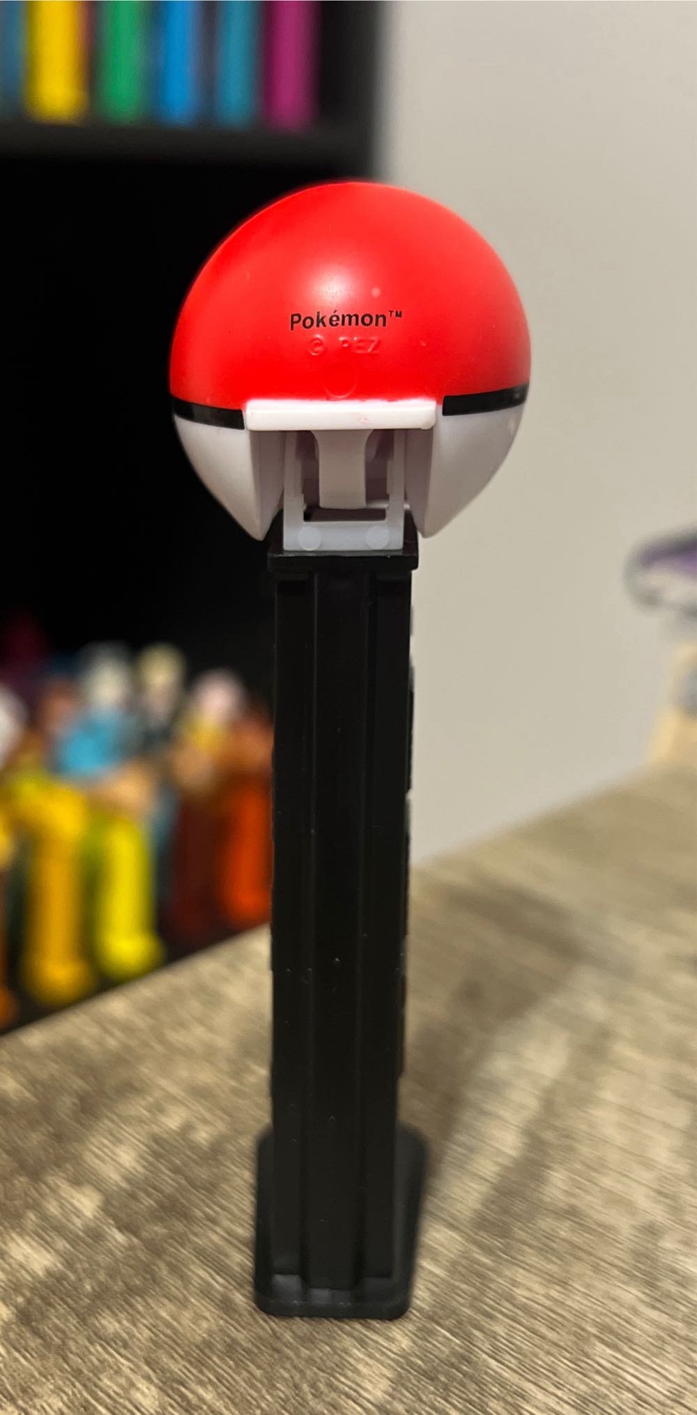 Pokemon - Poke Ball, blk stem - Pokemon pez collectible - Main Image 3