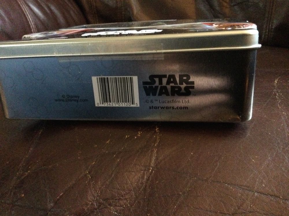Star Wars Disney 100 PEZ Gift Tin - Movies & TV - Disney/Lucasfilm pez collectible [Barcode 073621011205] - Main Image 4