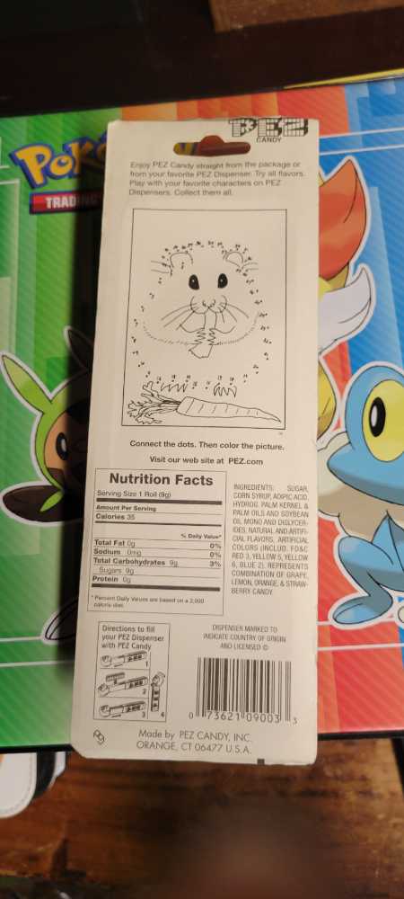 Emergency Heroes - Nurse - Emergency Heroes pez collectible [Barcode 073621090033] - Main Image 2