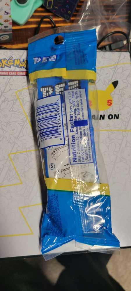 Darlington Speedway - Racer  pez collectible [Barcode 073621493995] - Main Image 2