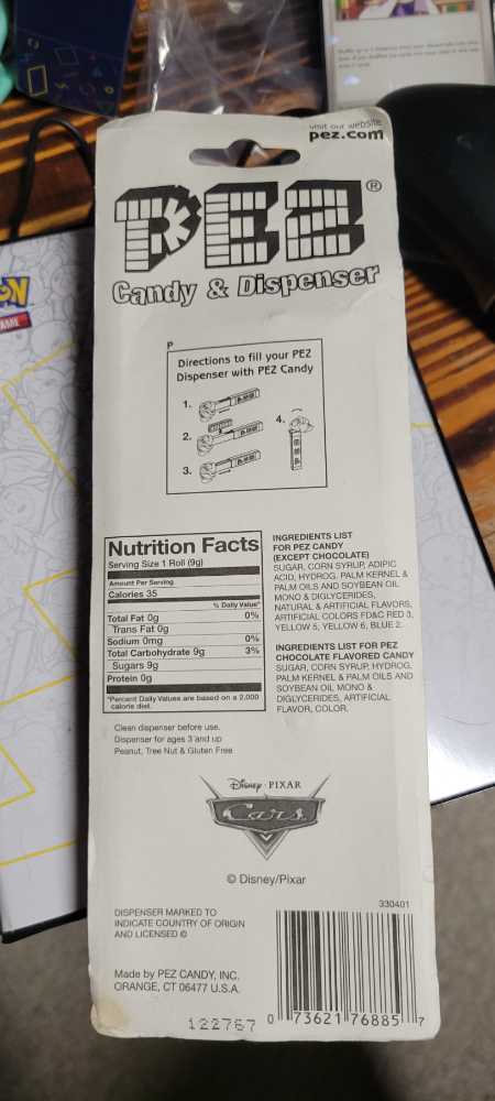 Cars - Mater - Cars pez collectible [Barcode 073621768857] - Main Image 3