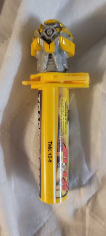 Bumblebee - Transformers Revenge Of The Fallen - Transformers pez collectible - Main Image 3