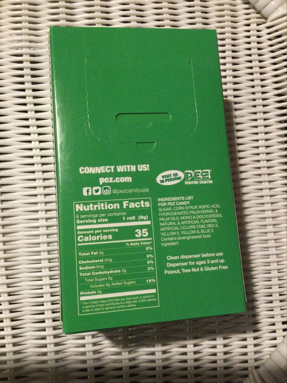 Christmas - Snowman Ornament - Holidays pez collectible [Barcode 073621021259] - Main Image 3