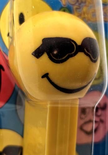 Funky Faces - Cool - Yellow - funky faces pez collectible - Main Image 3