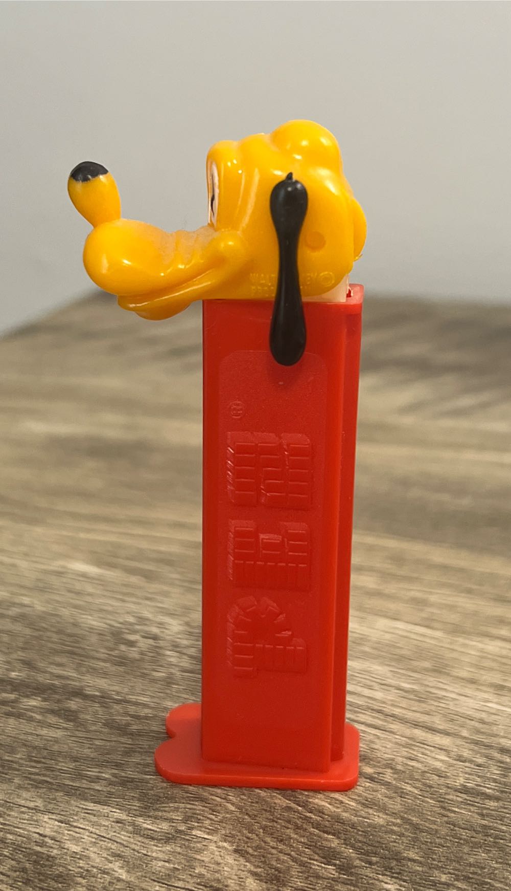 Disney Classic - Pluto A - Movies & TV - Disney pez collectible - Main Image 4
