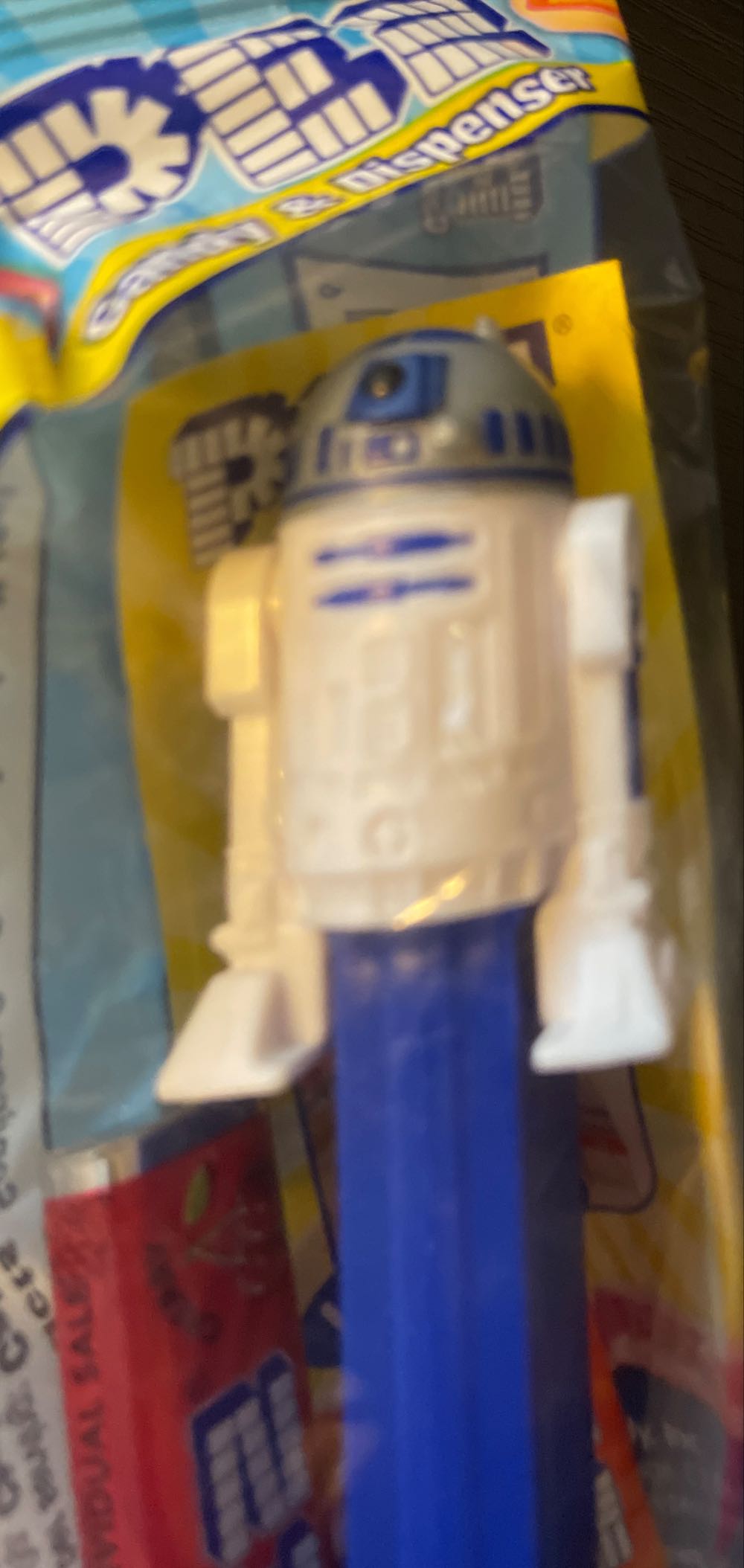 R2-D2 - Star Wars pez collectible - Main Image 2