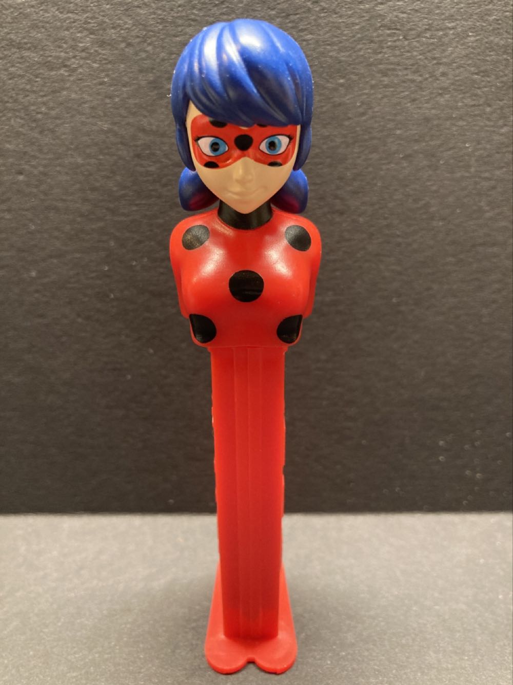 Pez Trucks - Raspberry Mascot/blue Cab