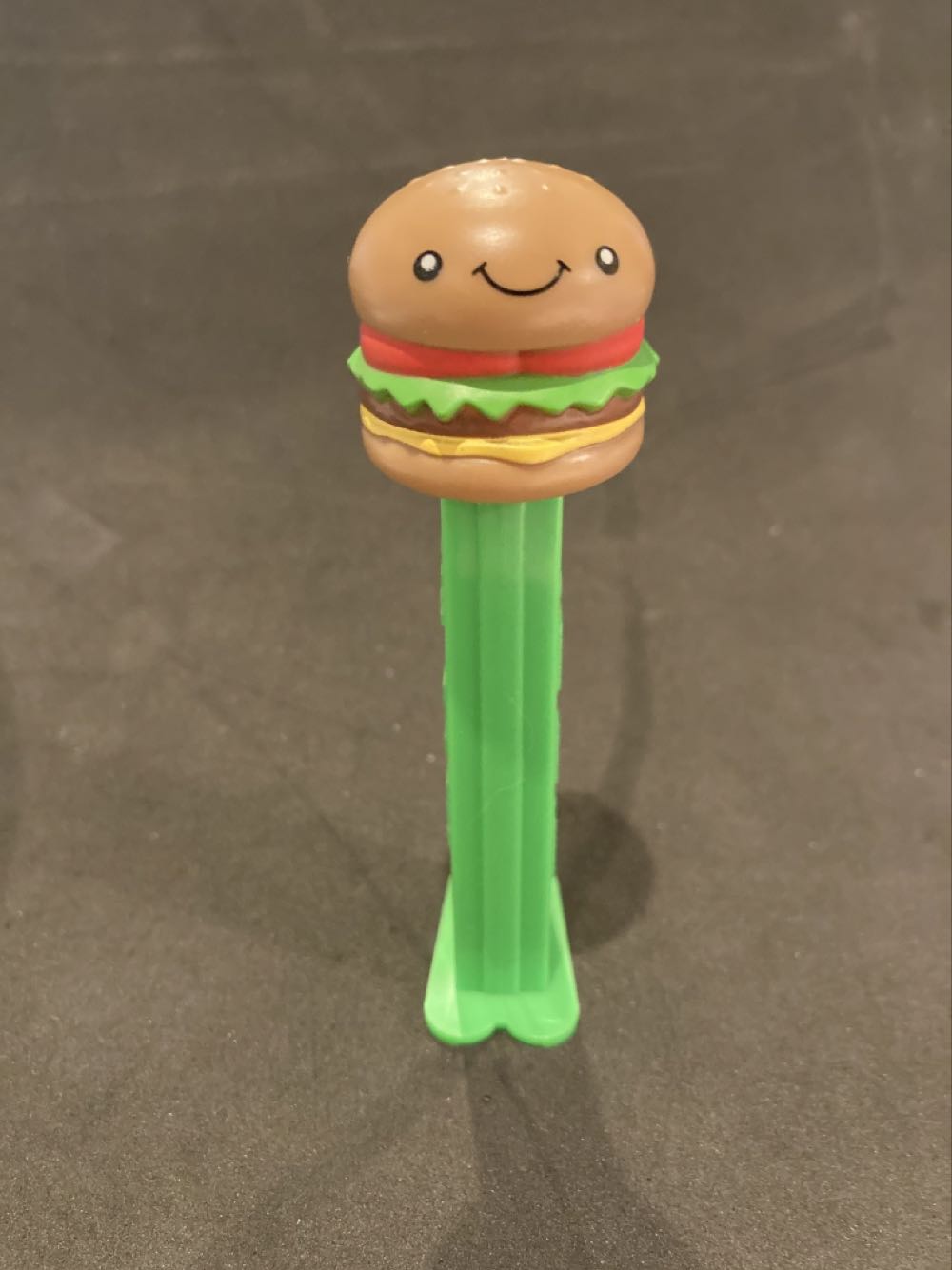 Leonardo (Happy/Red)