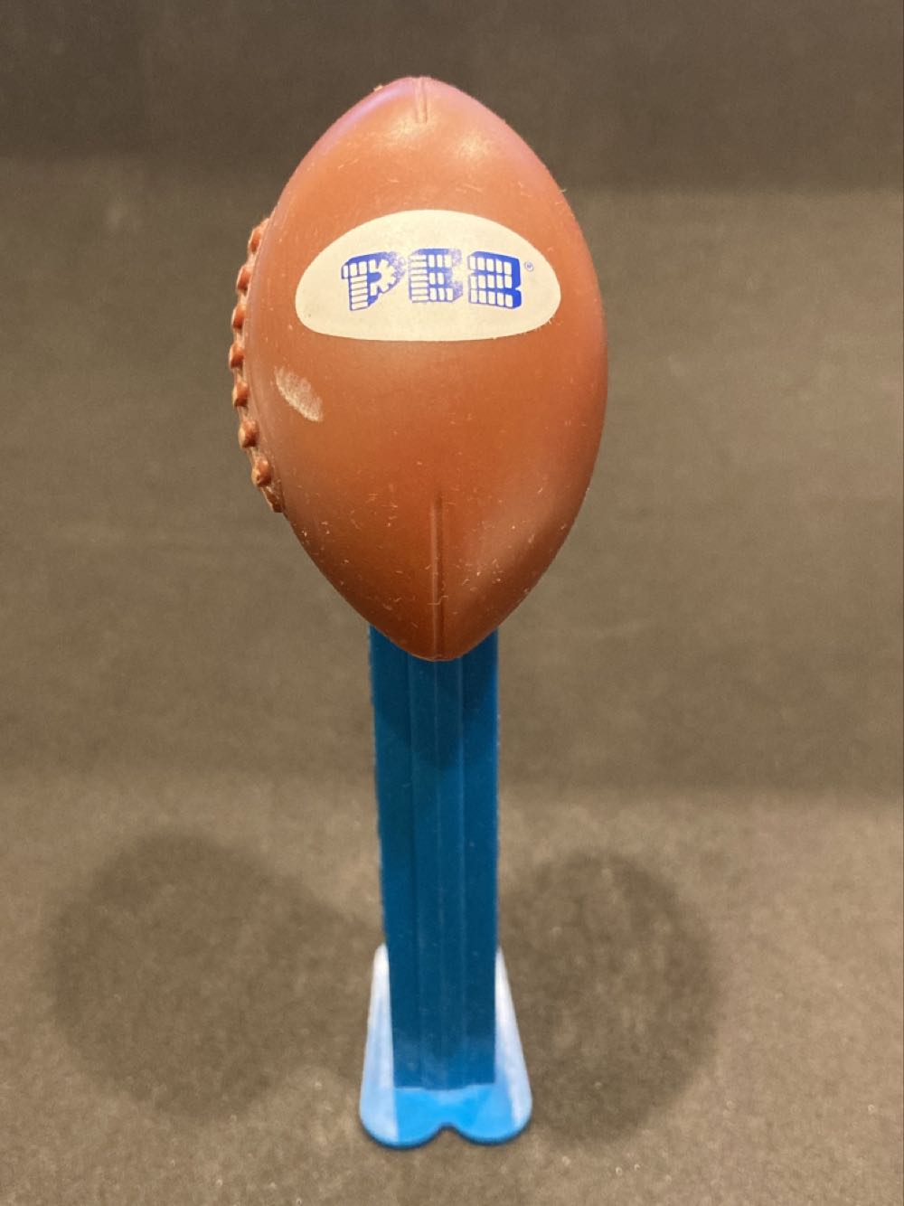 Pez Truck - white/blue