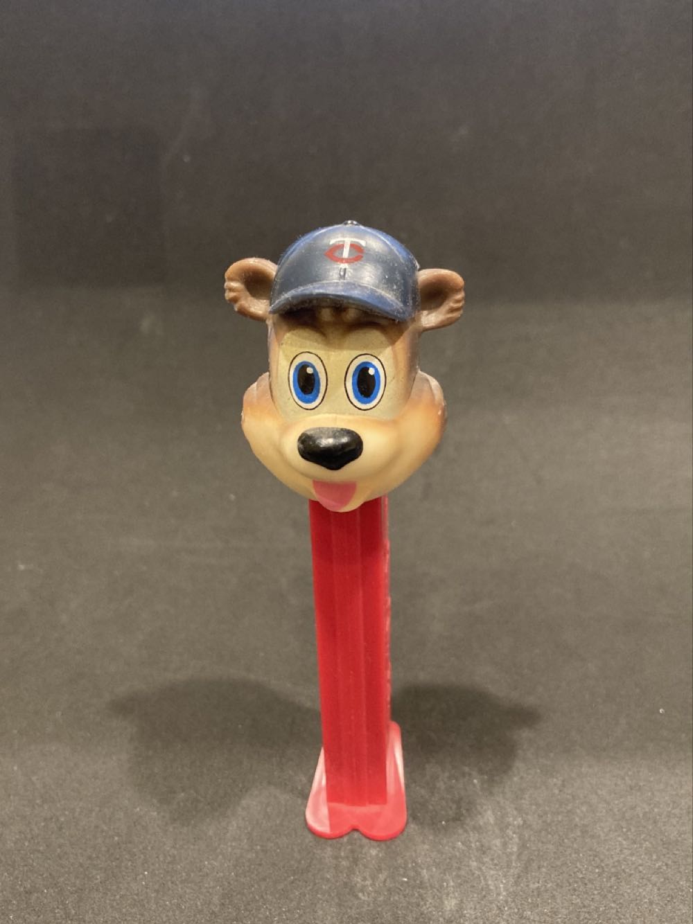 Minnesota Twins - Twin City Bear Mascot - MLB pez collectible - Main Image 1