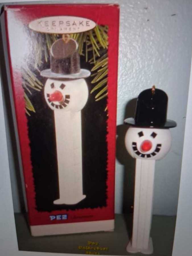 Hallmark Snowman B Ornament - Pez Ornaments pez collectible - Main Image 2