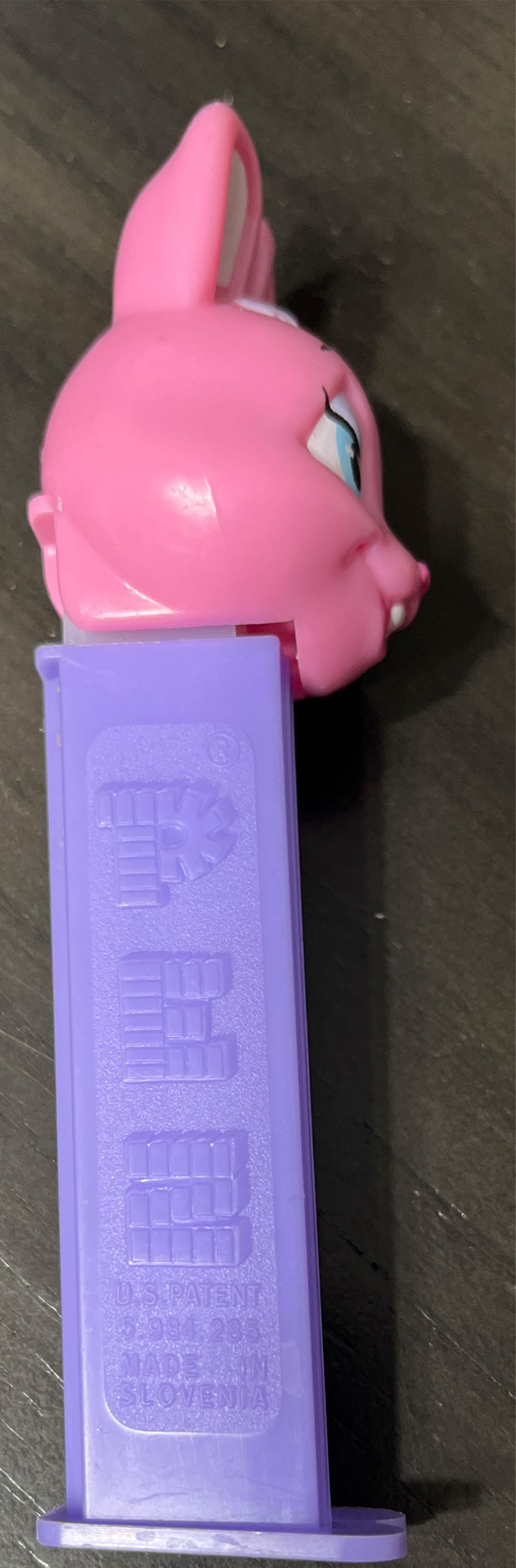 Easter - Pink Easter Bunny  🐰🐣 - Easter pez collectible - Main Image 2