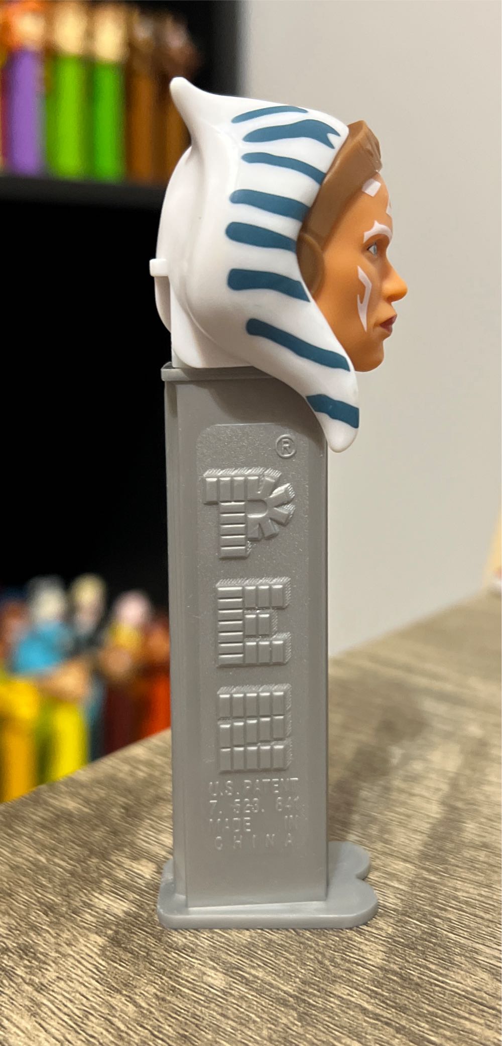 Ahsoka Tano B - Star Wars-The Mandalorian pez collectible - Main Image 2