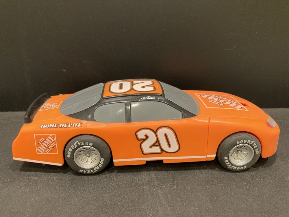 TMNT A - Raphael A Angry Red 