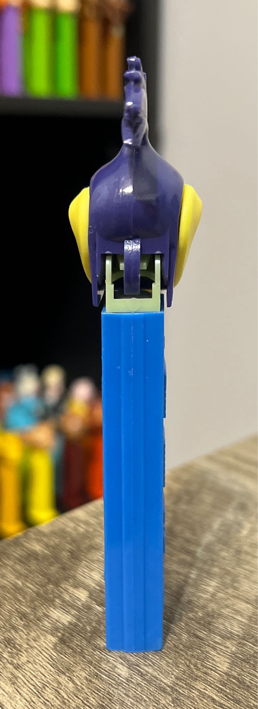 Road Runner A - Looney Tunes-Vintage pez collectible - Main Image 3