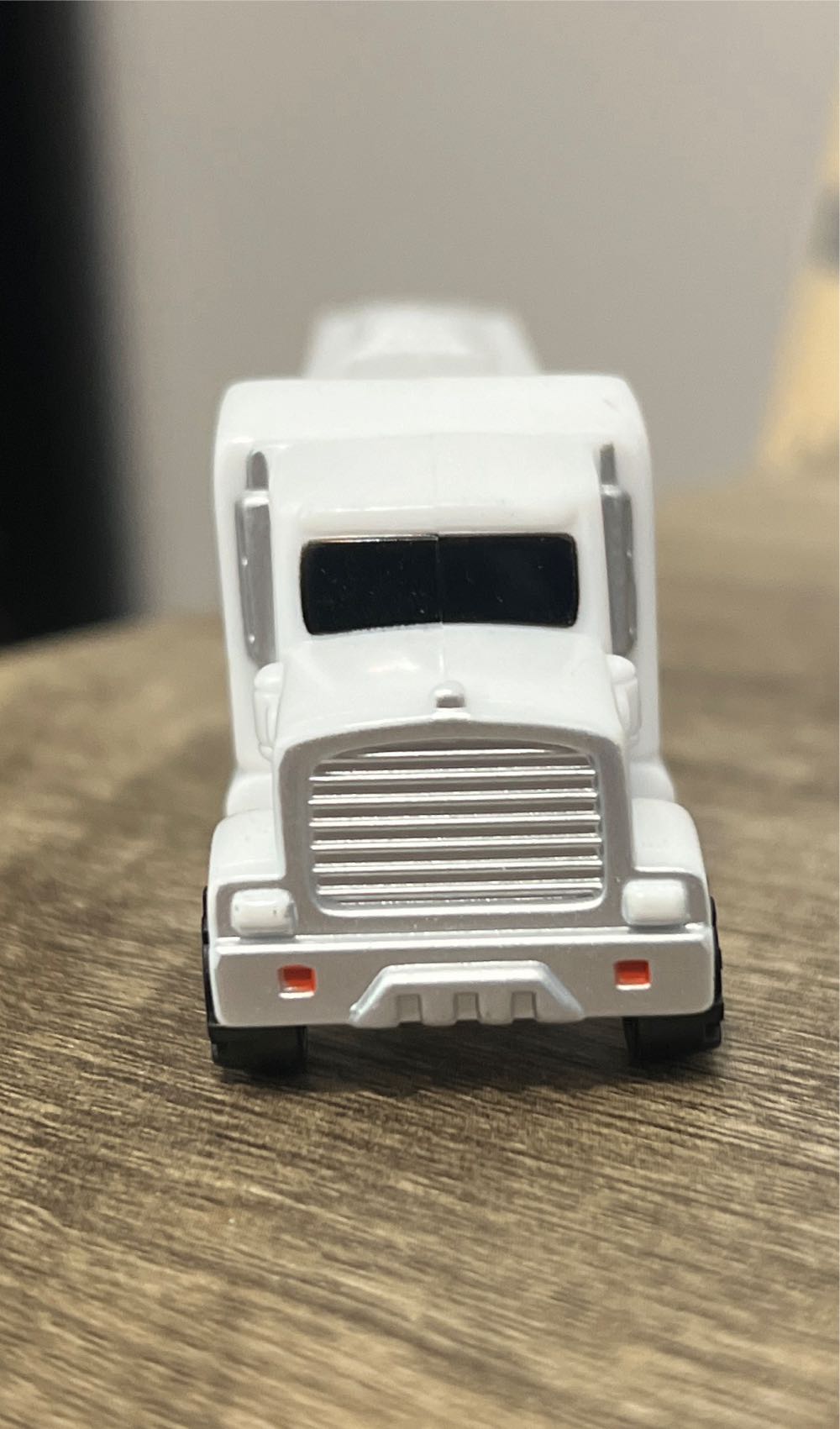 Walgreens (Full Grill) - Trucks-Advertising pez collectible - Main Image 2
