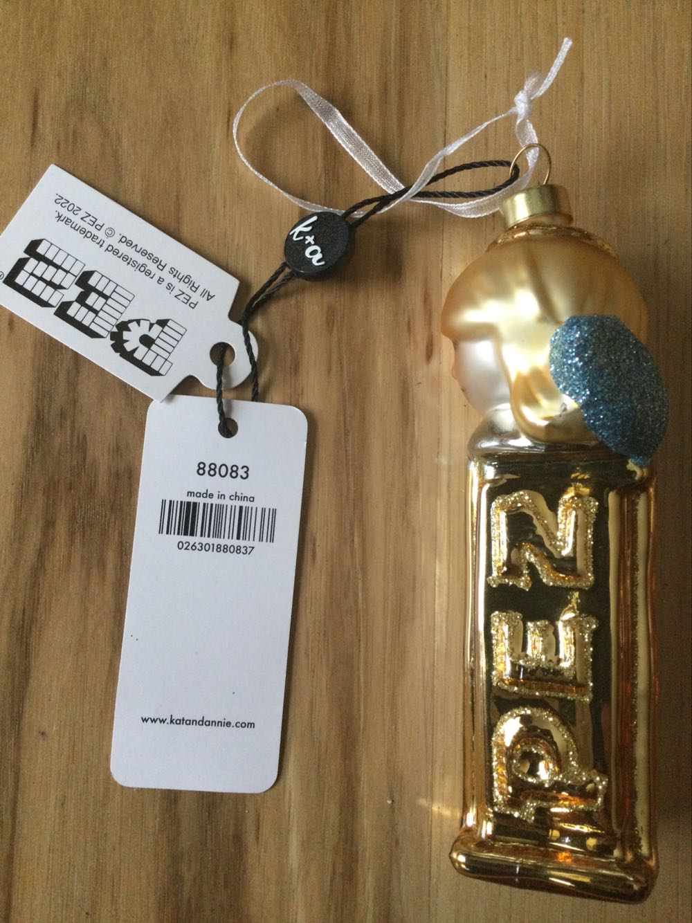 Kat And Annie Glass Ornament Angel - Christmas pez collectible - Main Image 4