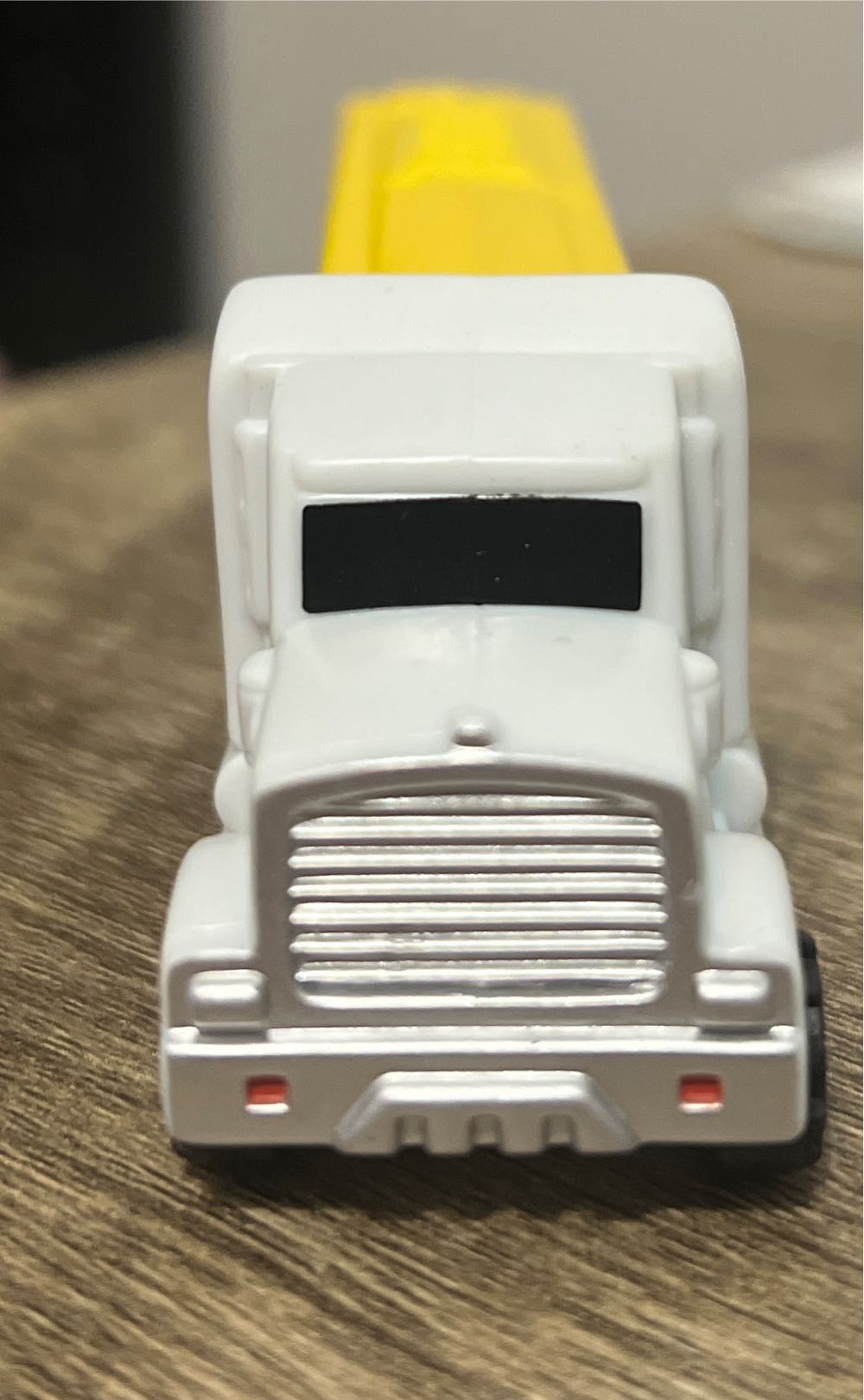 Truck-Presenter Girl - Trucks-Advertising pez collectible - Main Image 2