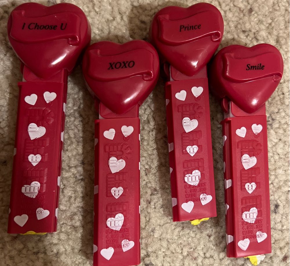 * Snow White No Feet