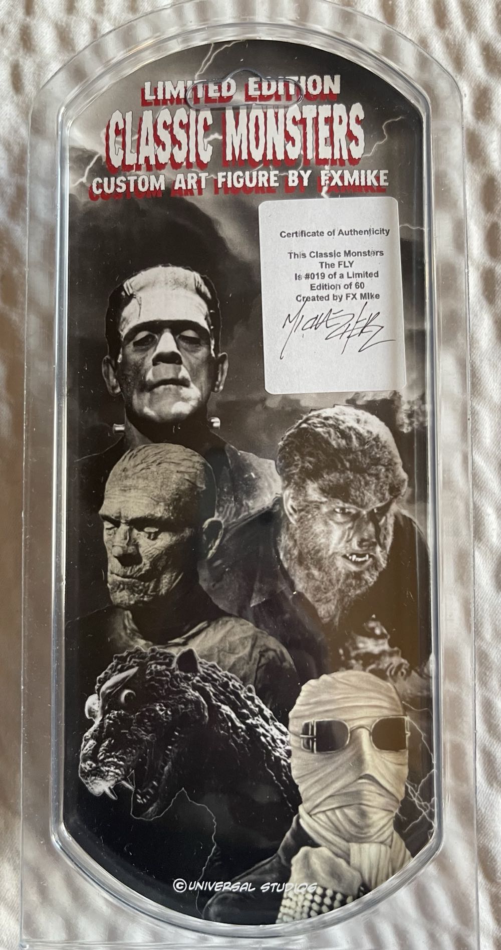 Classic Minsters - The Fly- Limited Edition 19/60  pez collectible - Main Image 2