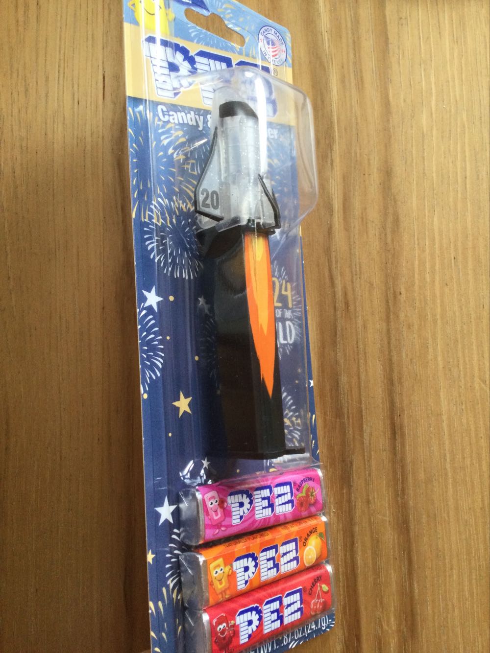 Space Mission New Years 2024 Crystal Space Shuttle - New Years pez collectible - Main Image 4
