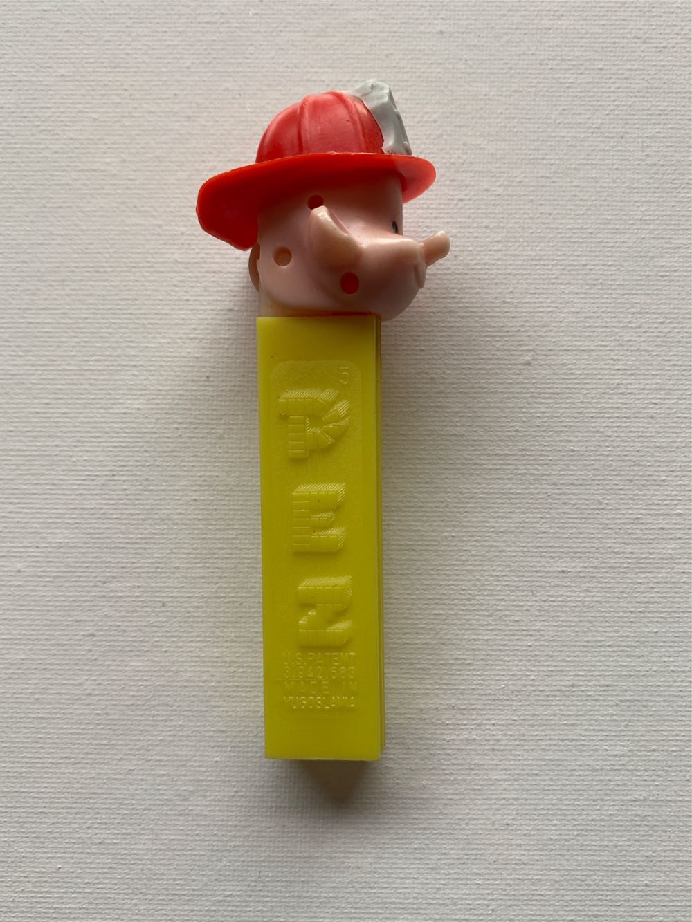 Fireman - Loose (no feet) pez collectible - Main Image 3