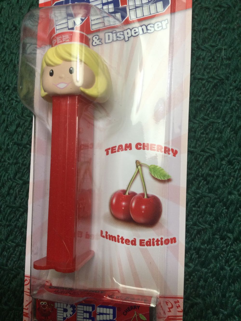 Retro Cherry Pez Presenter Girl - Limited Edition pez collectible [Barcode 073621156470] - Main Image 4
