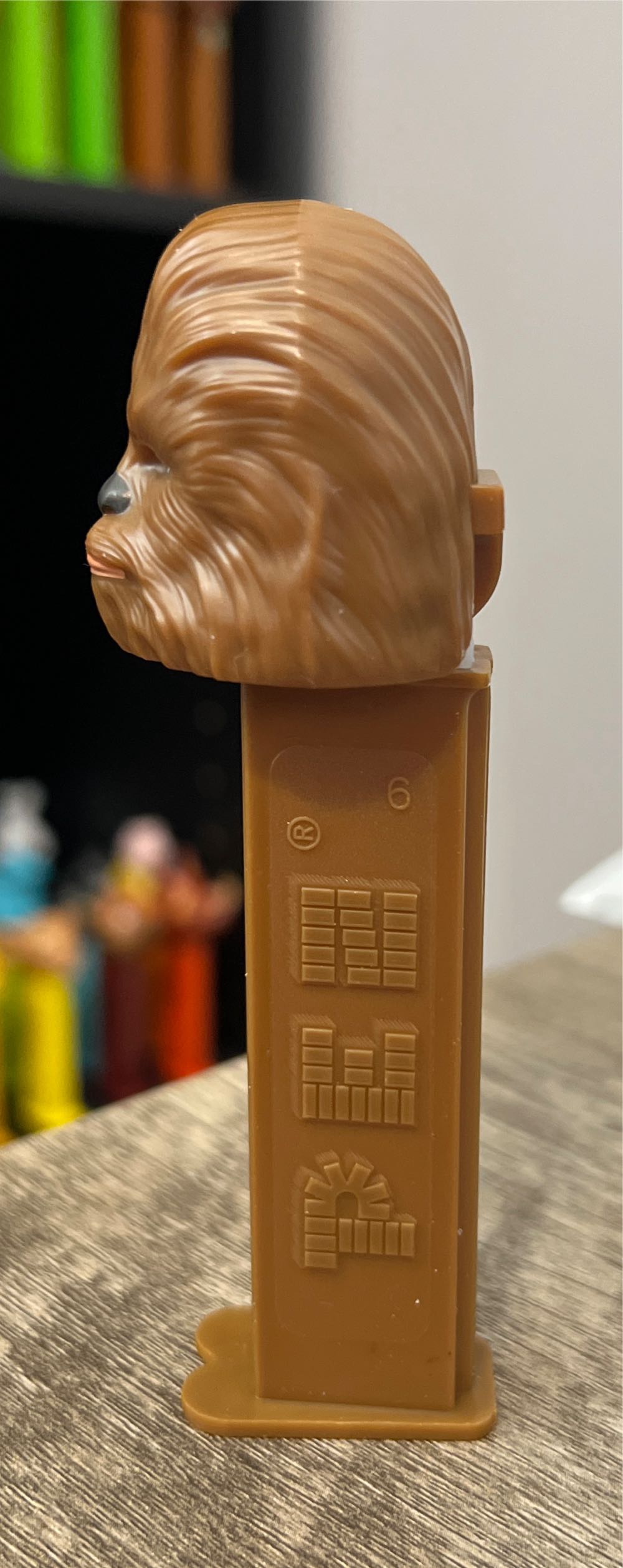 Chewbacca D - Star Wars pez collectible - Main Image 4